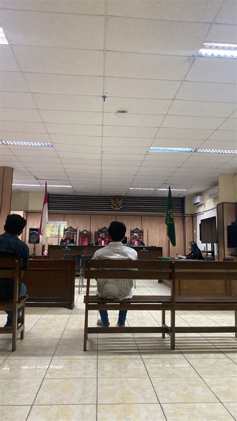 Pengerjaan Tugas Hukum Dan Konsultasi Hukum