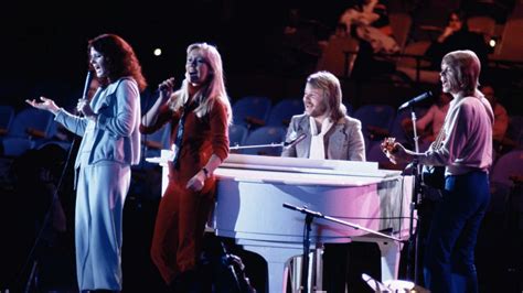 ABBA back after 40 years with new album, virtual stage show