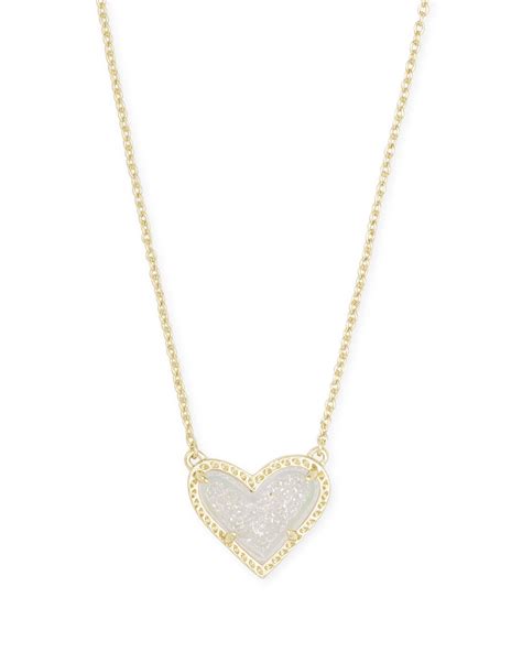 Ari Heart Gold Pendant Necklace in Iridescent Drusy | Kendra Scott