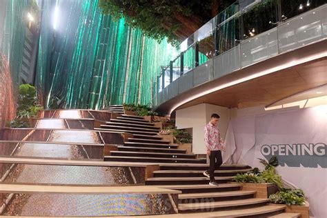 Lippo Mall Nusantara, Transformasi Plaza Semanggi