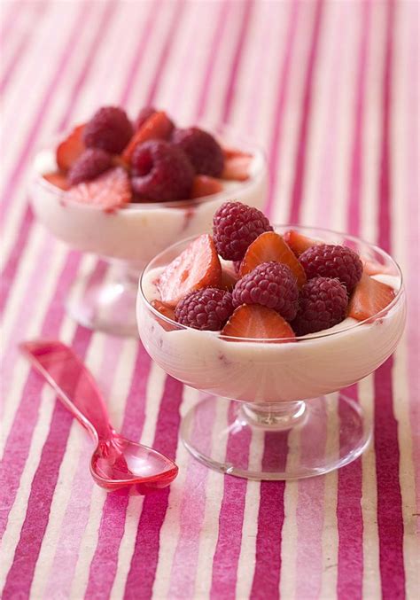 Nuage De Fromage Blanc Aux Fruits Rouges Recettes De Cuisine D Lices