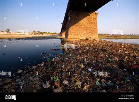 Polluted Yamuna River, Agra City, Uttar Pradesh, India, Subcontinent ...