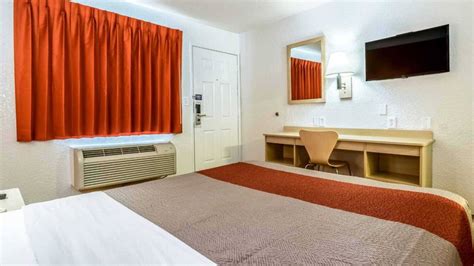 Motel 6 Anaheim, CA - Fullerton East - NSR-Hotels