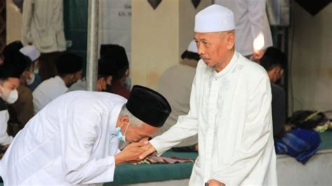 Innalilahi, KH Abdullah Munif Marzuqi Pesantren Langitan Wafat