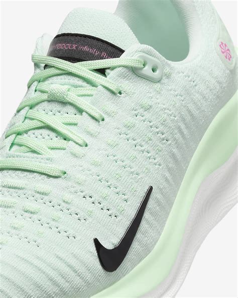 Nike InfinityRN 4 Women's Road Running Shoes (Extra Wide). Nike.com