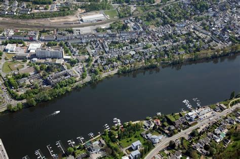 Koblenz OT Moselweiß aus der Vogelperspektive Stadtansicht am Ufer des