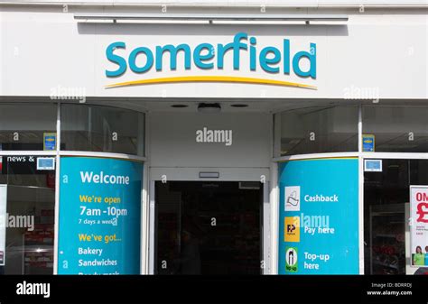 Somerfield Supermarket Hi Res Stock Photography And Images Alamy