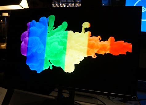 Dell's 30-inch OLED 4K monitor is capable of a billion colors (Updated ...