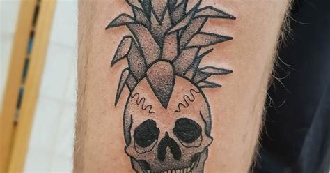 Pineapple Skull [fresh] Done By Robbin Snip Snip Art At Antiek Tattoo The Netherlands Imgur