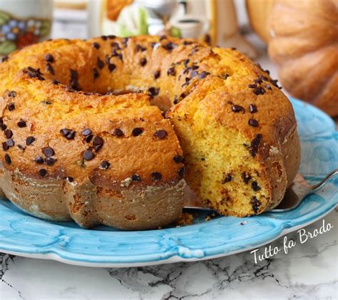 CIAMBELLA ALLA ZUCCA E GOCCE DI CIOCCOLATO Senza Burro Tutto Fa Brodo