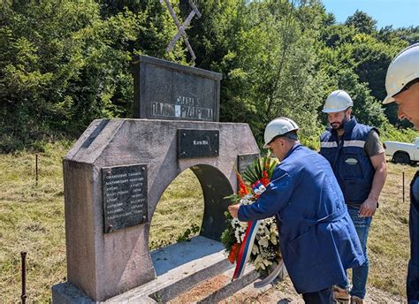 Obilje Eno Godina Od Pogibije Rudara U Ugljevi Kom Rudniku