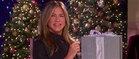 Jennifer Aniston Moved To Tears During ‘The Ellen Show’ Holiday ...