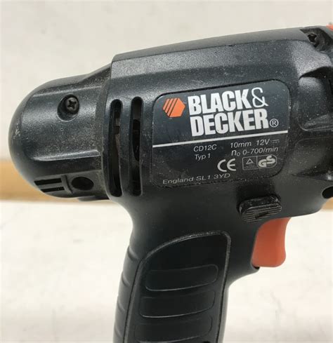 Black&Decker 12V akkuporakone CD12C Typ 1 varaosiksi - Purkukolmio Oy