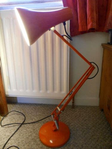 LOVELY VINTAGE HERBERT TERRY MODEL 90 ORANGE ANGLEPOISE LAMP GWO