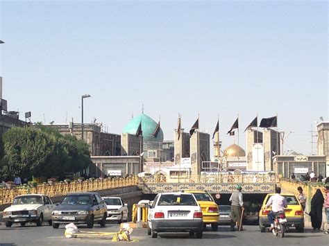 Constructing Sacred Space: An Architectural History of Mashhad's Imam