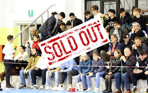 IL DERBY REGGINO STINGERS BOTTEGHELLE E SOLD OUT Reggio A Canestro