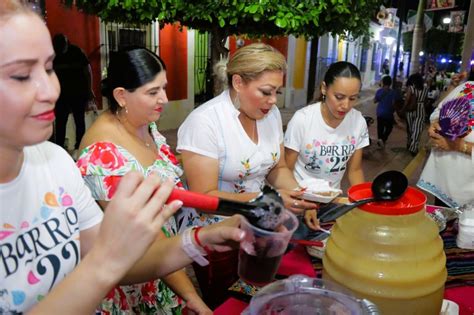 Callejoneada En El Barrio De La Resalta La Alegr A Y Fervor Patrio