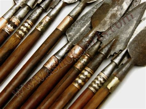 A Group Of Indian Arrows 19th 18th Century Antique Swords And