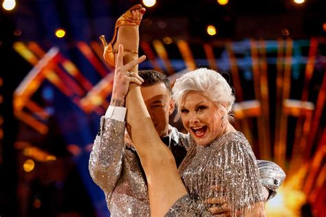 Angela Rippon stuns Strictly viewers with high kick while making ...