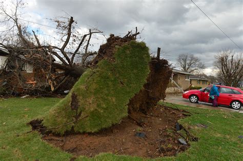 Emergenza Tornado Negli Usa Almeno 6 Le Vittime Le FOTO Del Disastro