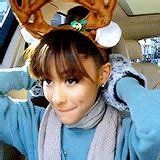 Ariana Grande: Carpool Karaoke Gifs on Make a GIF