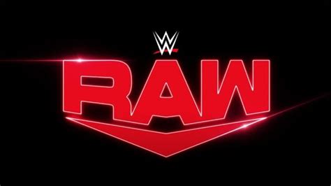 Monday Night Raw November Th Fox Erin Jennette