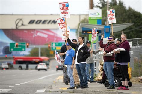 Boeing Workers On Strike In Washington Take To The Picket Lines