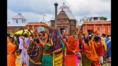 Inner Chamber Of Puri Jagannath Temples Ratna Bhandar Opened After