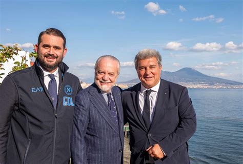 De Laurentiis Al Pranzo Uefa Scambia I Doni Con Laporta Le Immagini