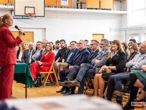 Ministra Barbara Nowacka W Kro Nie Jest Pomys Na Edukacj