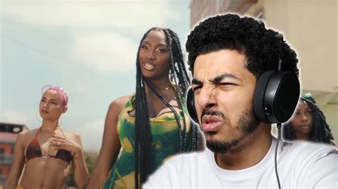 8 Hot Sexy Kaymbl Bikini Pics