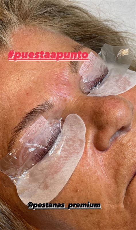 El truco de belleza de Cari Lapique para conseguir una mirada más joven