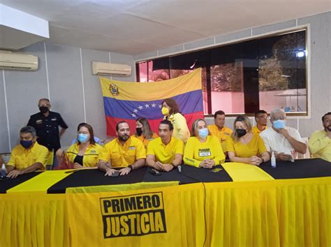Primero Justicia dice que candidato presidencial saldría de sus bases