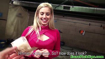 Cute Picked Up Blonde Flashes The Camera XVIDEOS