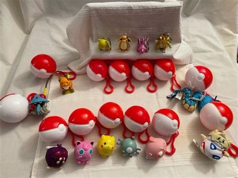 13 Vintage Collectible Burger King 1999 Pokeball Toys Etsy