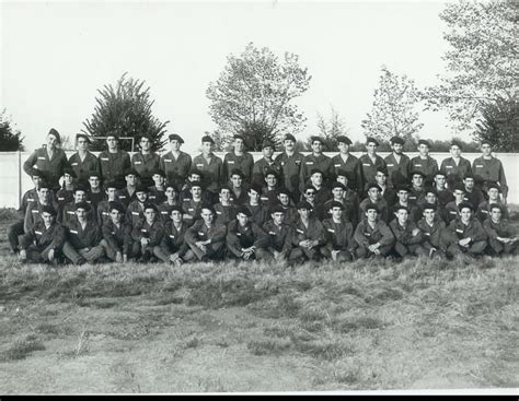 Photo De Classe ETAP Classe 79 02 De 1979 Ecole Des Troupes