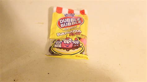 Unbaging Review Of Dubble Bubble Banana Split Gum Balls Youtube