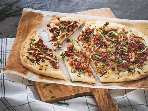 Elsässer Flammkuchen Rezept mit Video Kitchen Stories