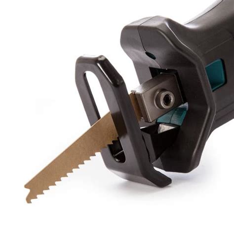 Аккумуляторная сабельная пила Makita JR105DZ купить. Japan Tools ...