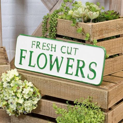 Embossed Metal Garden Sign - "Fresh Cut Flowers"