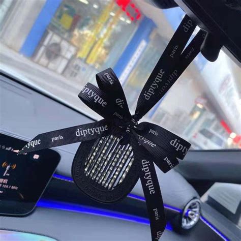 diptyque car fragrance diffuser card  car room closet