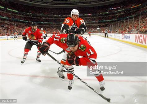 3910 Chris Pronger Photos And High Res Pictures Getty Images