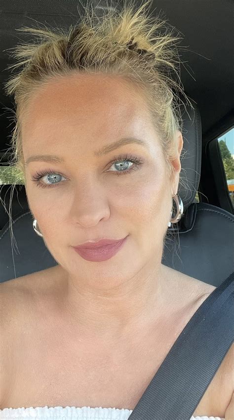 sharon case  twitter happy holidays   yr httpst