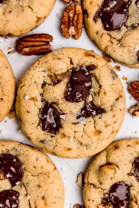 Pecan Praline Chocolate Chip Cookies