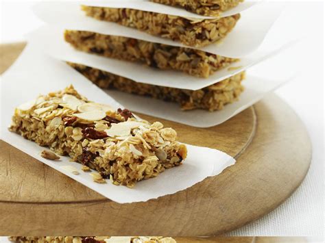 20 Homemade Muesli Bars And Snack Bars Women S Weekly Food