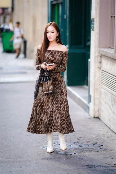 Logomania | How to Wear Fall 2018 Fashion Trends | POPSUGAR Fashion ...