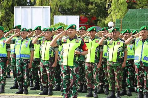 Danrem 073 Makutarama Pimpin Langsung Apel Kesiapan Pengamanan Hari