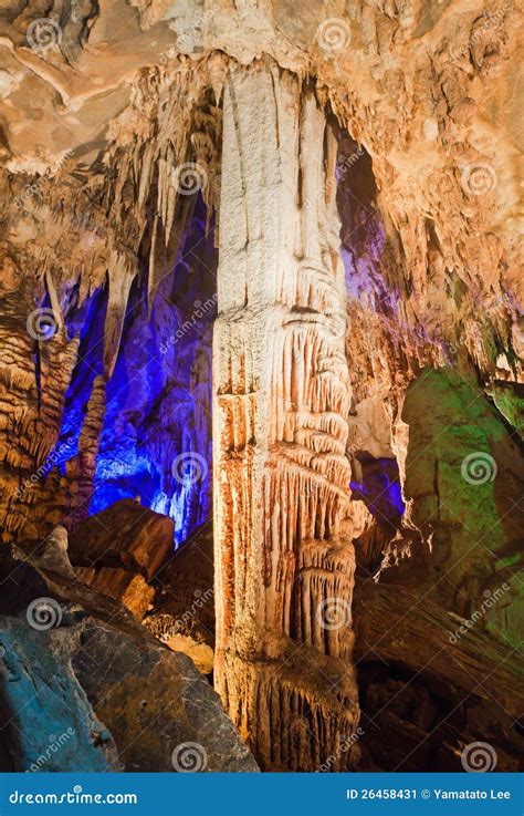 Lake Shasta Caverns Royalty-Free Stock Photo | CartoonDealer.com #26458431