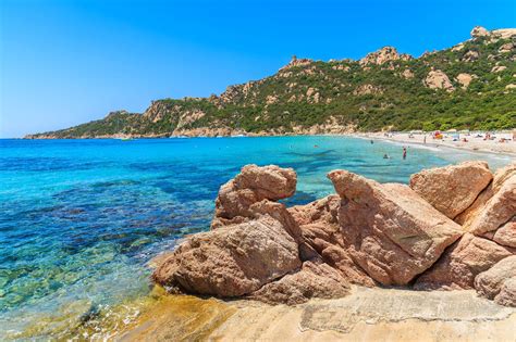 Figari le village le mieux placé pour visiter la Corse du Sud