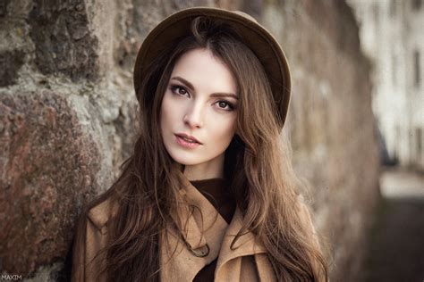 Hat Urban Maxim Guselnikov Face Model 500px Women Outdoors Long